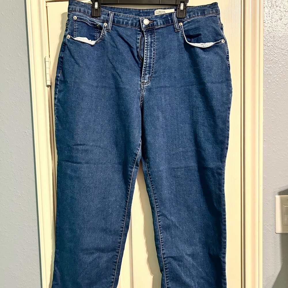 32 Degrees Women's Straight Leg Jeans in Dark Blue